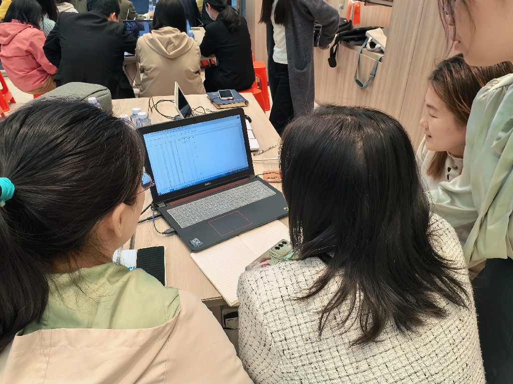 集团开展DeepSeek培训丨赋能员工技能升级(图11)