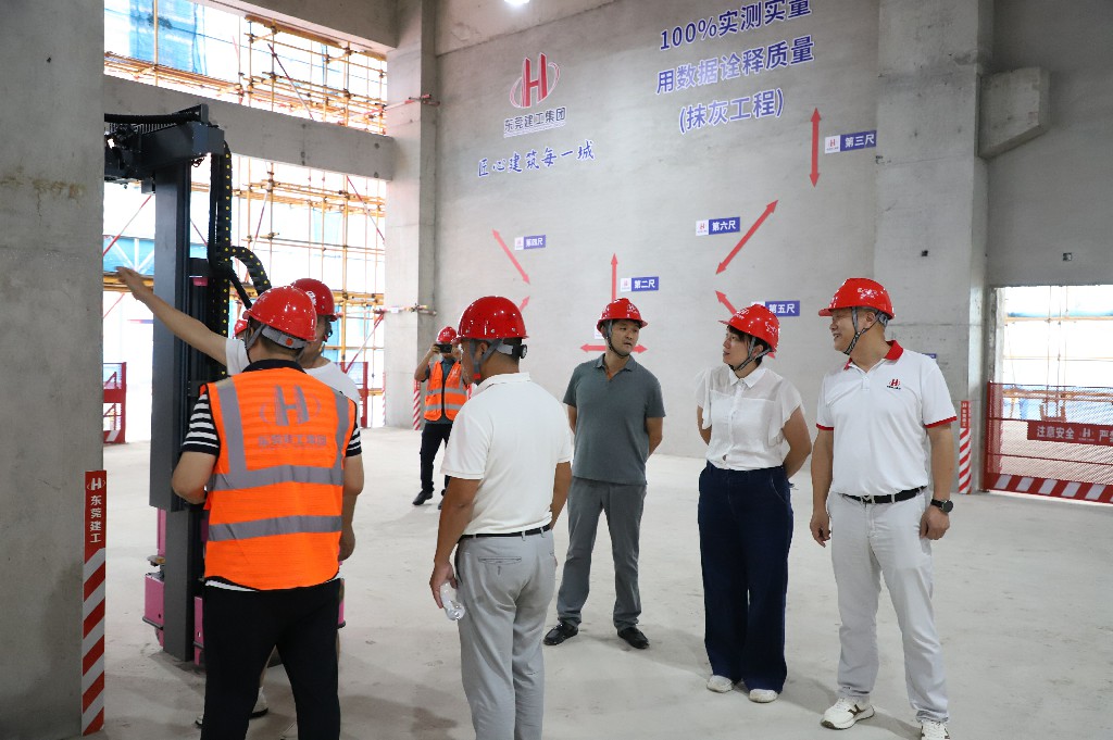 聚焦 | 创新引领革新,2025年东莞市建筑施工“安全生产月”观摩启动仪式在银瓶现代产业园项目圆满举行(图28) 聚焦 | 创新引领革新,2025年东莞市建筑施工“安全生产月”观摩启动仪式在银瓶现代产业园项目圆满举行(图28)