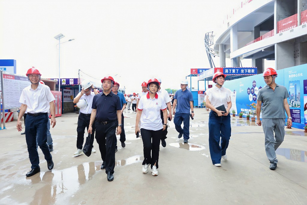 聚焦 | 创新引领革新，2025年东莞市建筑施工“安全生产月”观摩启动仪式在银瓶现代产业园项目圆满举行(图37)