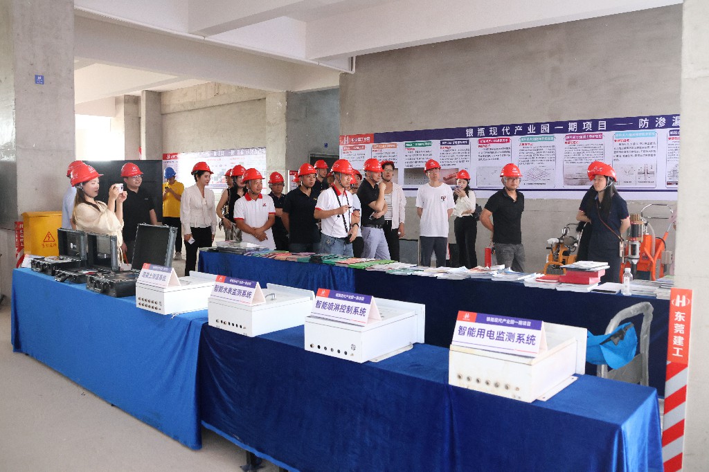 聚焦 | 创新引领革新,2025年东莞市建筑施工“安全生产月”观摩启动仪式在银瓶现代产业园项目圆满举行(图39) 聚焦 | 创新引领革新,2025年东莞市建筑施工“安全生产月”观摩启动仪式在银瓶现代产业园项目圆满举行(图39)