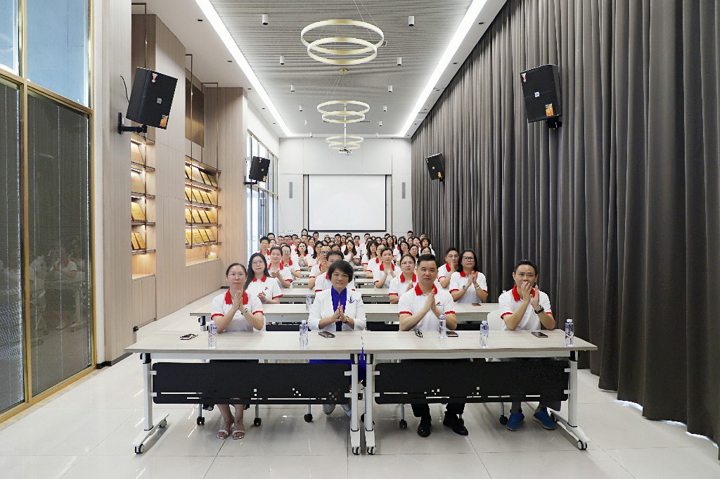 铭记历史 捍卫和平丨集团组织全体员工观看纪念中国人民抗日战争暨世界反法西斯战争胜利80周年大会(图10)