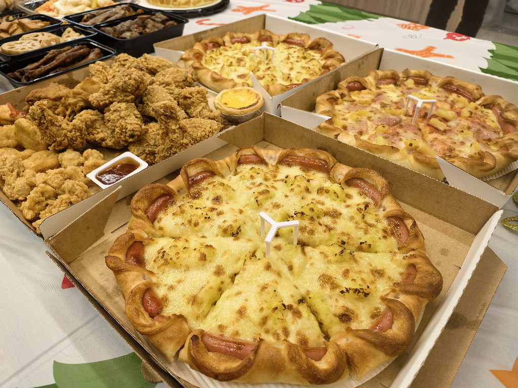 圣诞共欢聚，暖冬庆生辰 | 集团第四季度员工生日会(图5)