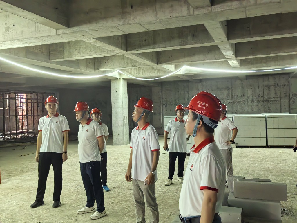 守安全底线 行稳健之路丨排查整治风险隐患——集团举行“安全生产月”启动仪式(图5) 守安全底线 行稳健之路丨排查整治风险隐患——集团举行“安全生产月”启动仪式(图5)